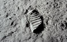 Apollo 11 : oublis et légendes