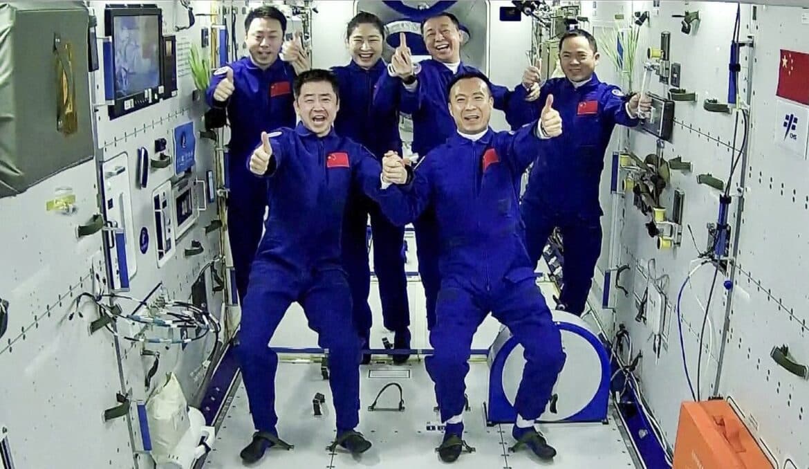 La station spatiale chinoise héberge 6 astronautes